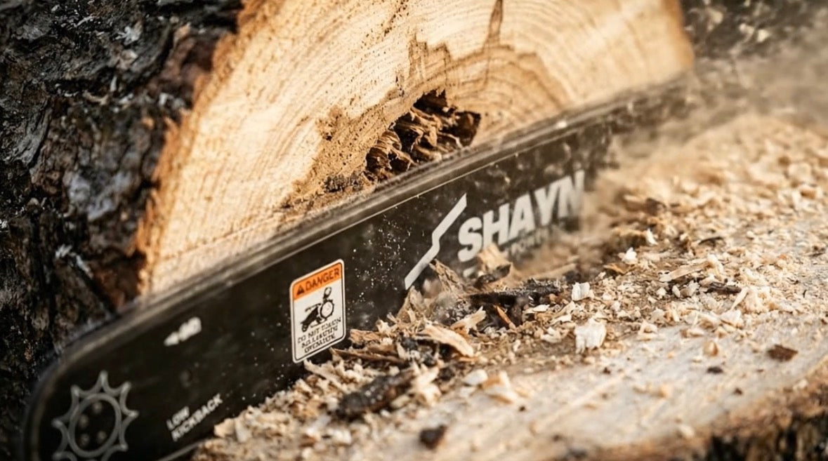 SHAYN chainsaw guide bar and chain cutting timber